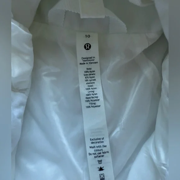 Lululemon Another Mile Jacket - Picture 14 of 16